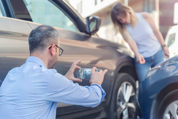 Professional Car Insurance Near Me technician working in Spurgeon, TN
